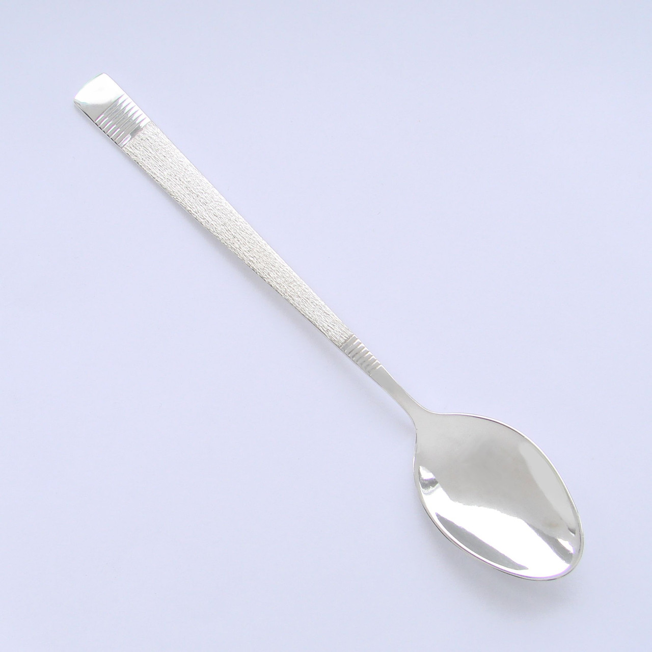 

Серебряная ложка Амира из серебра 925 пробы