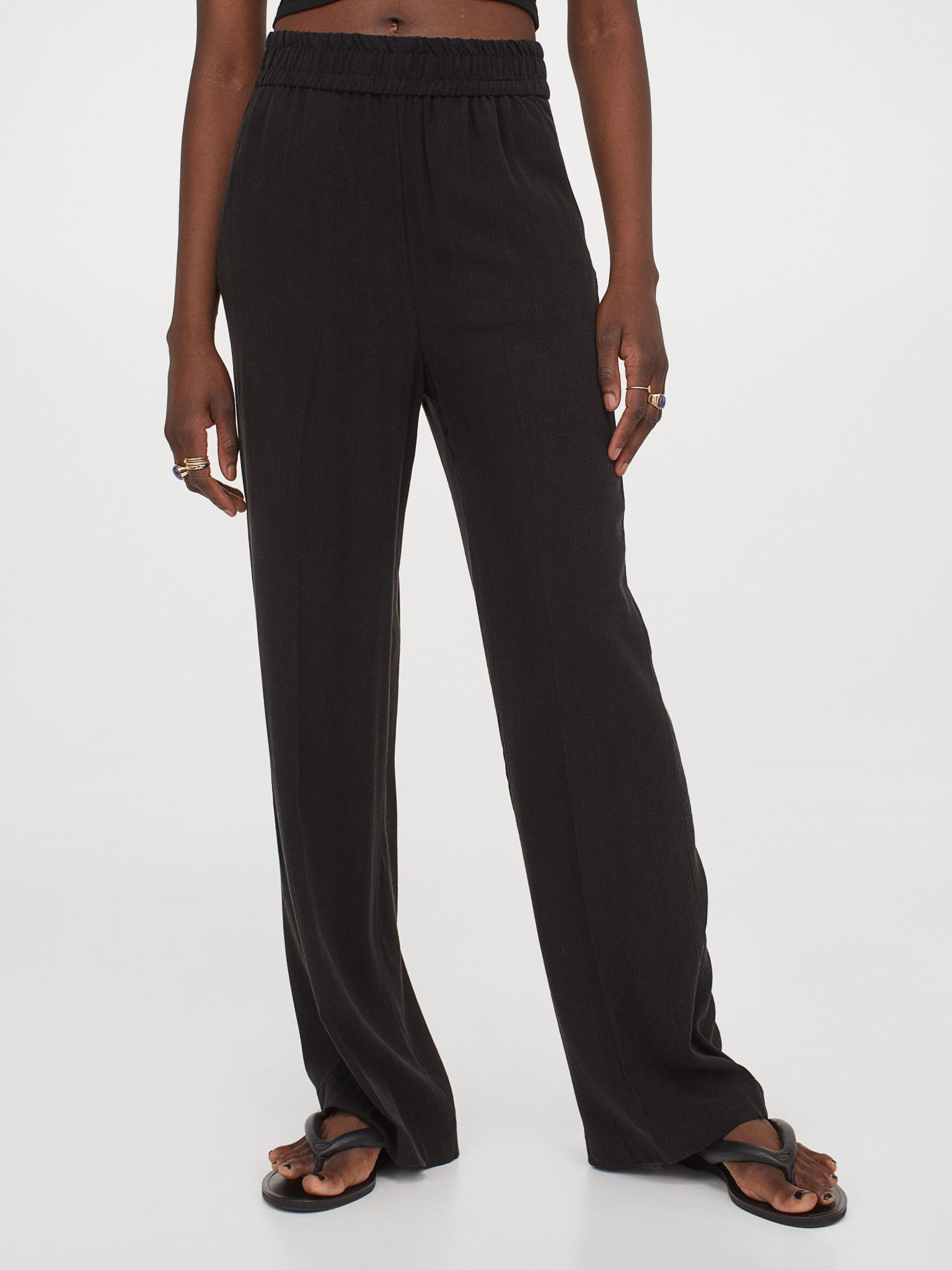 

Брюки H&M 9952773abr  Черные, Брюки H&M 9952773abr L Черные