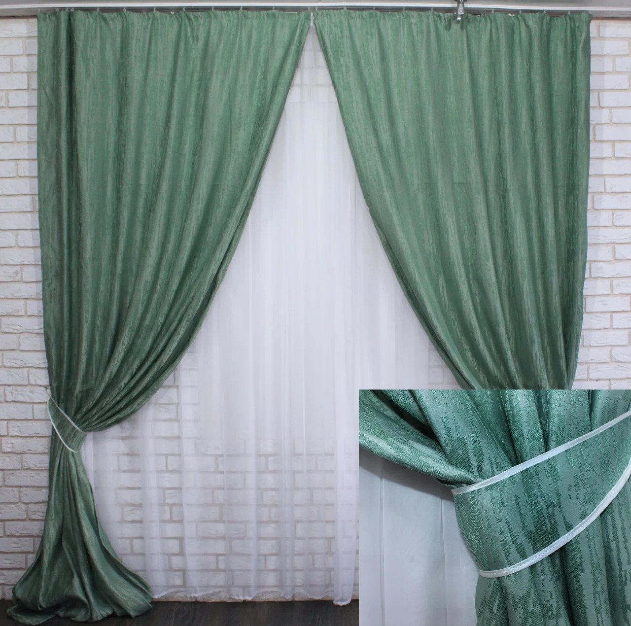 

Шторы Chtextil зеленые, из ткани лен "Короед" Зеленый Ширина каждой шторы по 1,5м