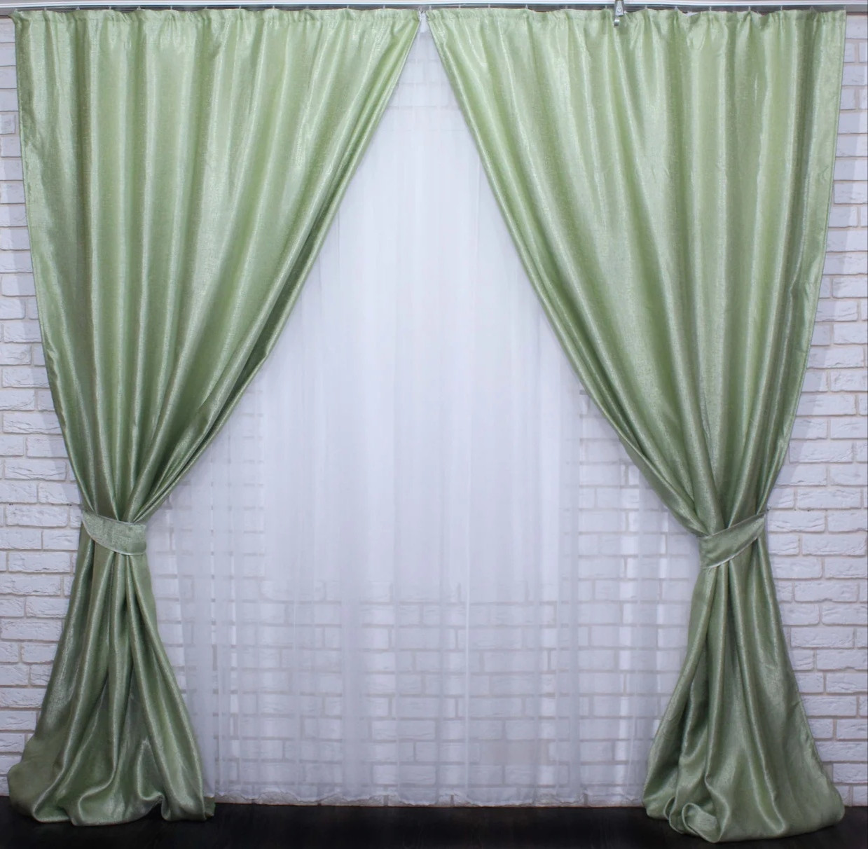 

Комплект штор Chtextil з тканини блекаут -софт Люкс Салатовый Ширина каждой шторы по 2м