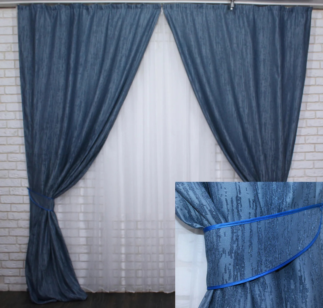

Комплект штор Chtextil из ткани лен - блекаут "Короед" Ширина каждой шторы по 1,5м
