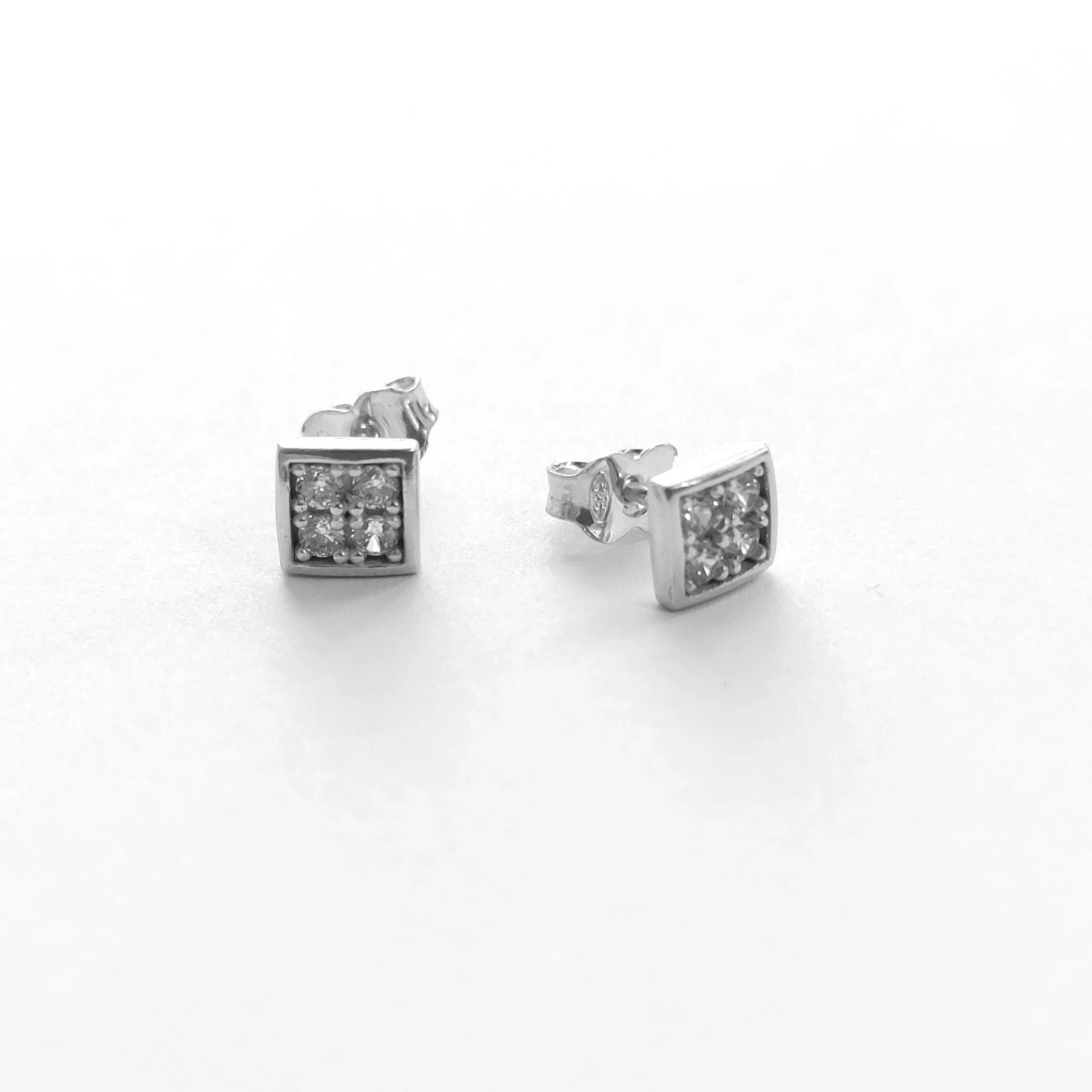 

Срібні сережки Better Silver OR PE03 001 y