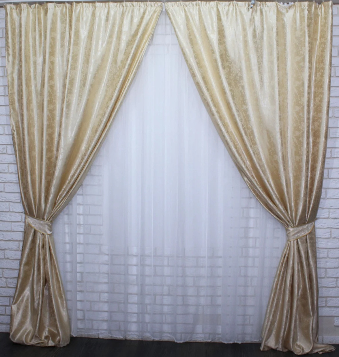 

Комплект жаккардовых штор Chtextil Бежевый 439ш