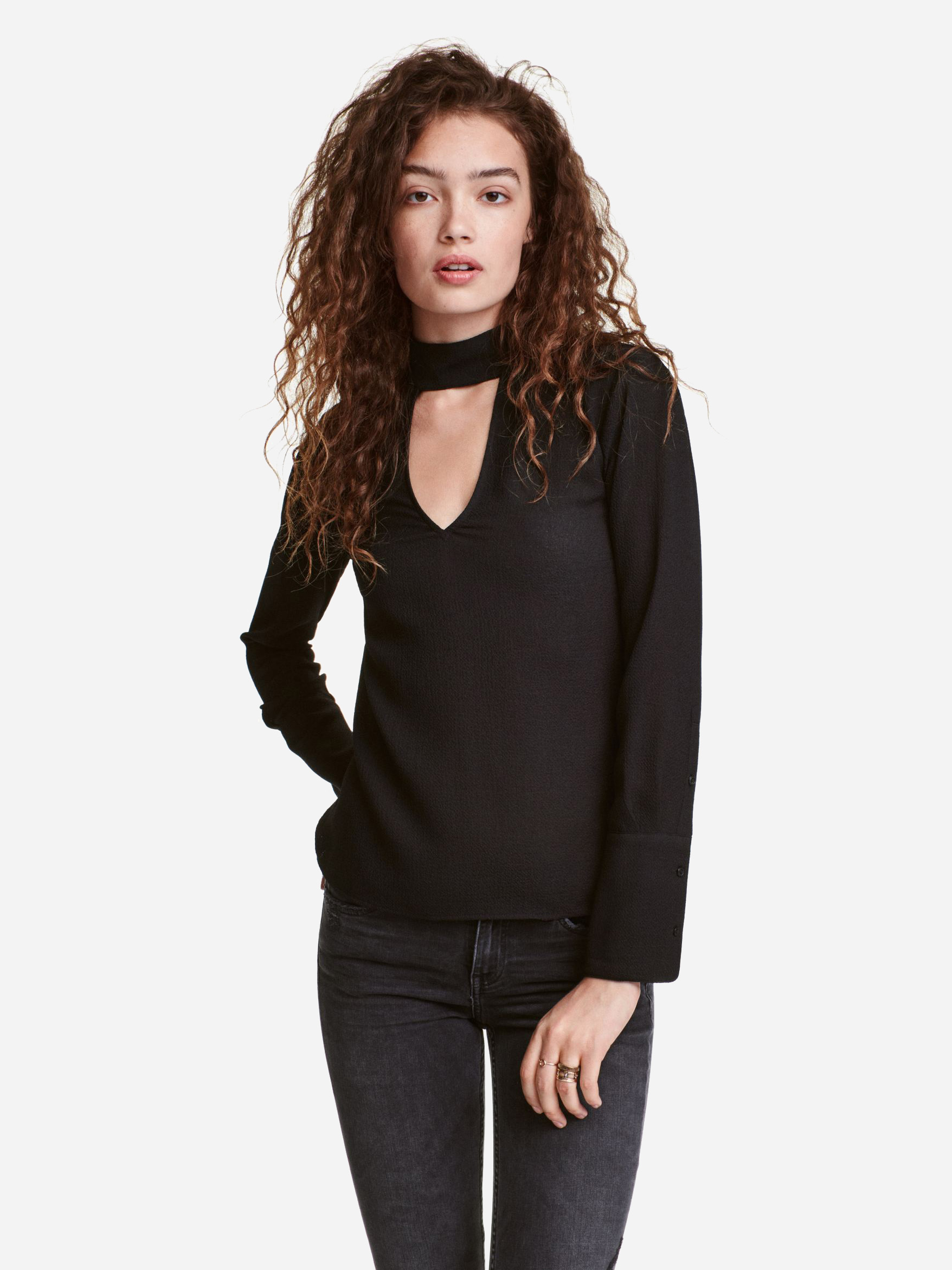

Блузка H&M 01-0430483-001  Черная (СА2000001515402, Блузка H&M 01-0430483-001 32 Черная (СА2000001515402)