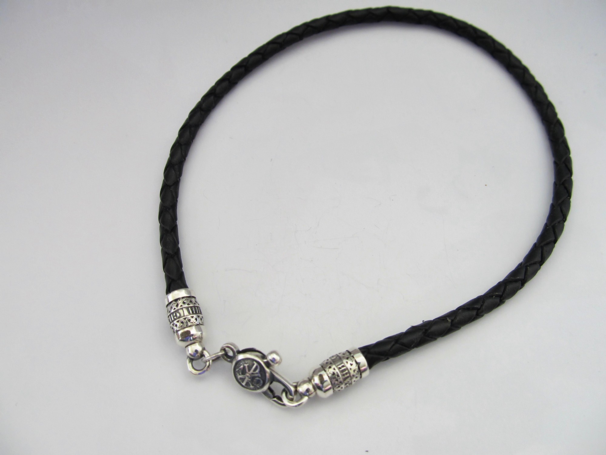 

Браслет из серебра 925° и плетеной кожи на руку SilverArtisan 1.71097 размер 17