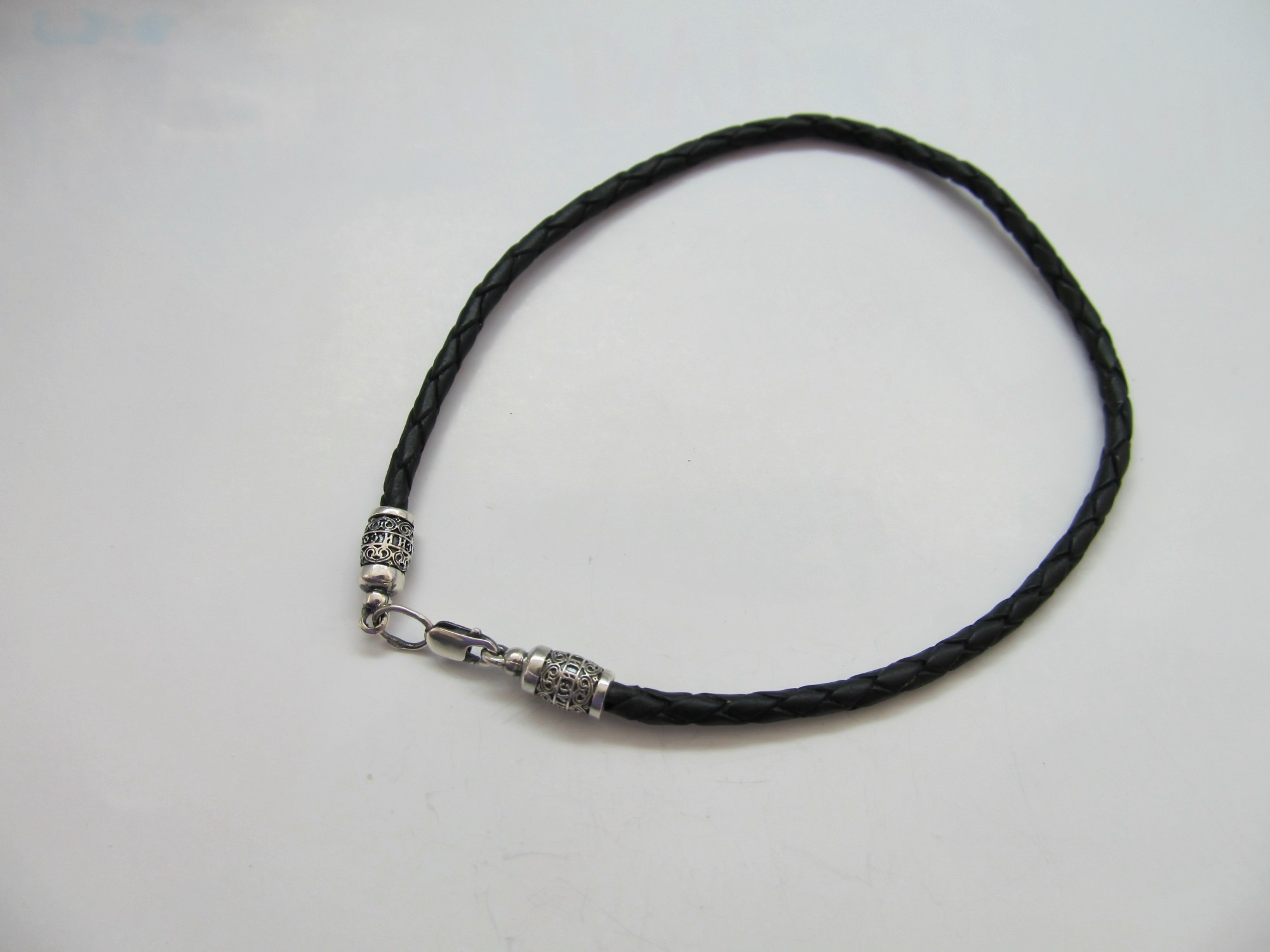 

Браслет из серебра 925° и плетеной кожи на руку SilverArtisan 1.71166 размер 20