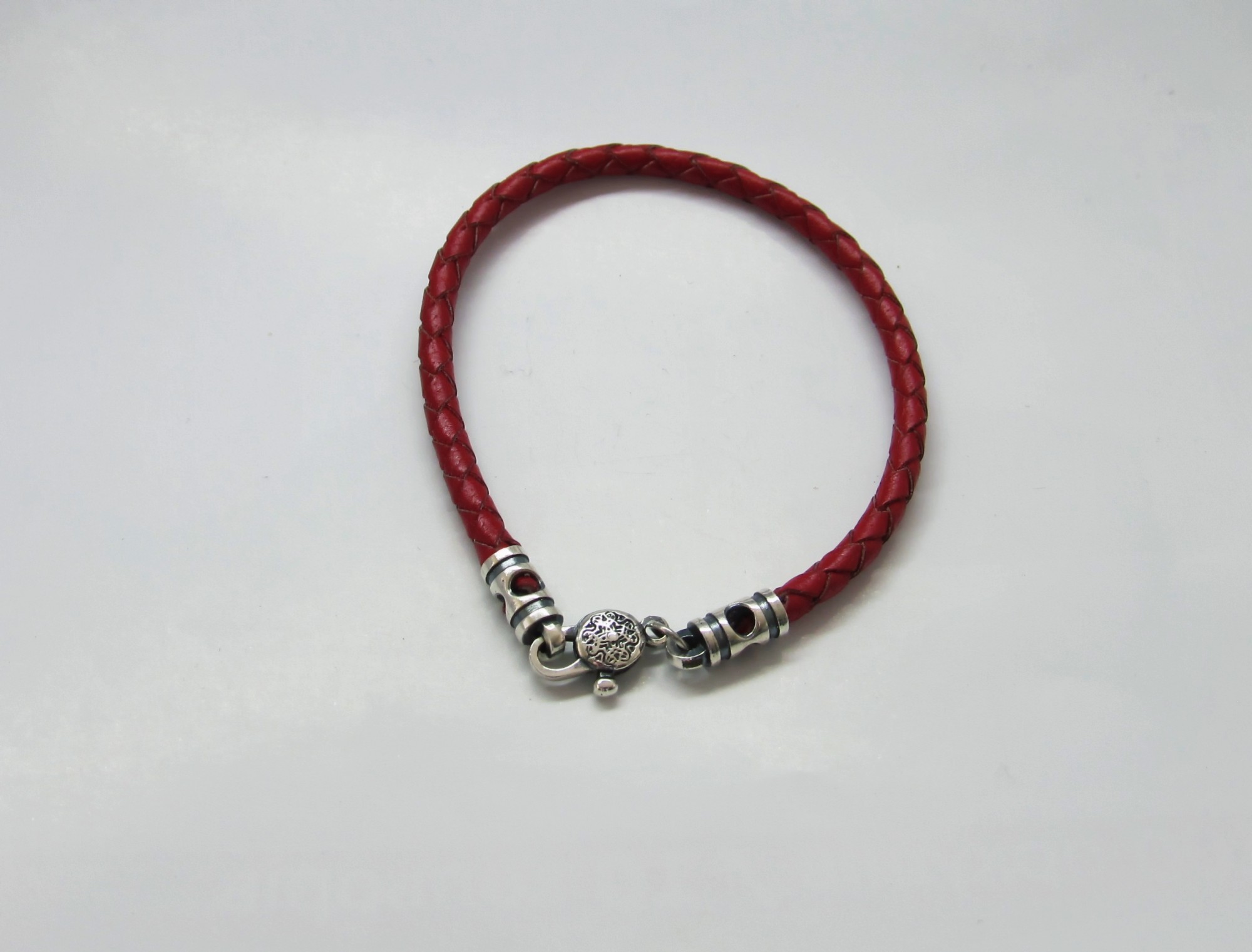 

Браслет из серебра 925° и плетеной кожи на руку SilverArtisan 1.71074 размер 18