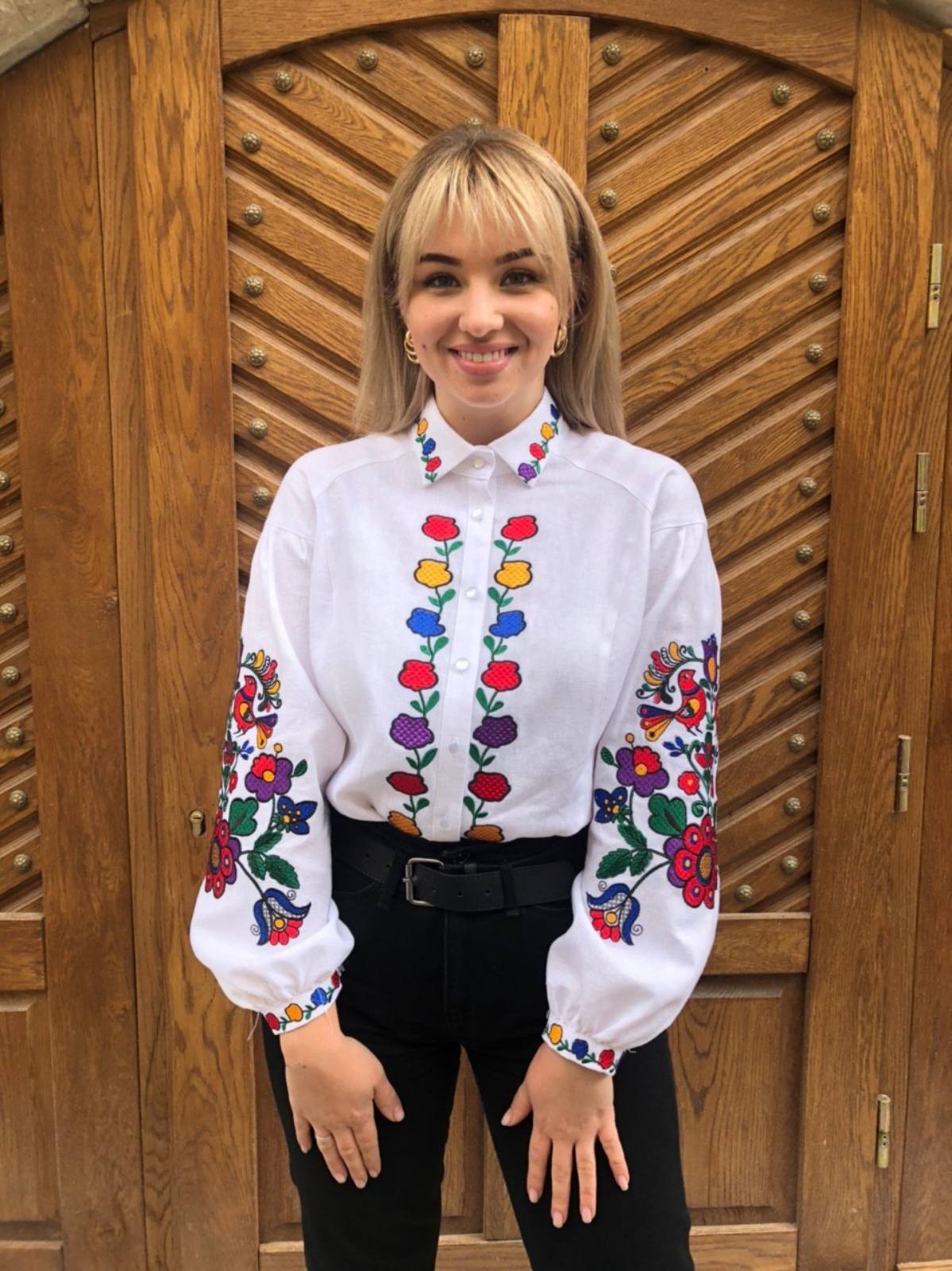 

Вышиванка Piccolo L Сказка  Белая, Вышиванка Piccolo L Сказка M Белая