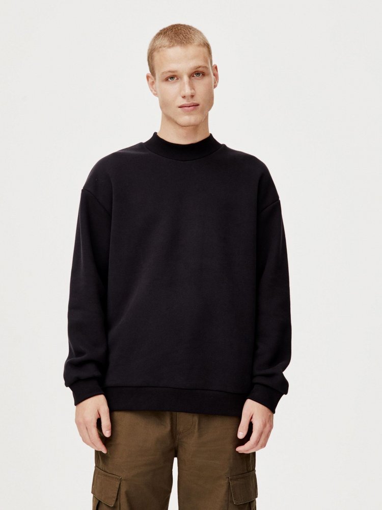 

Свитшот Pull & Bear 9242/560/800-AAAD  Черный, Свитшот Pull & Bear 9242/560/800-AAAD S Черный