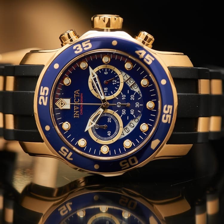 

Американские мужские наручные часы Invicta 6983