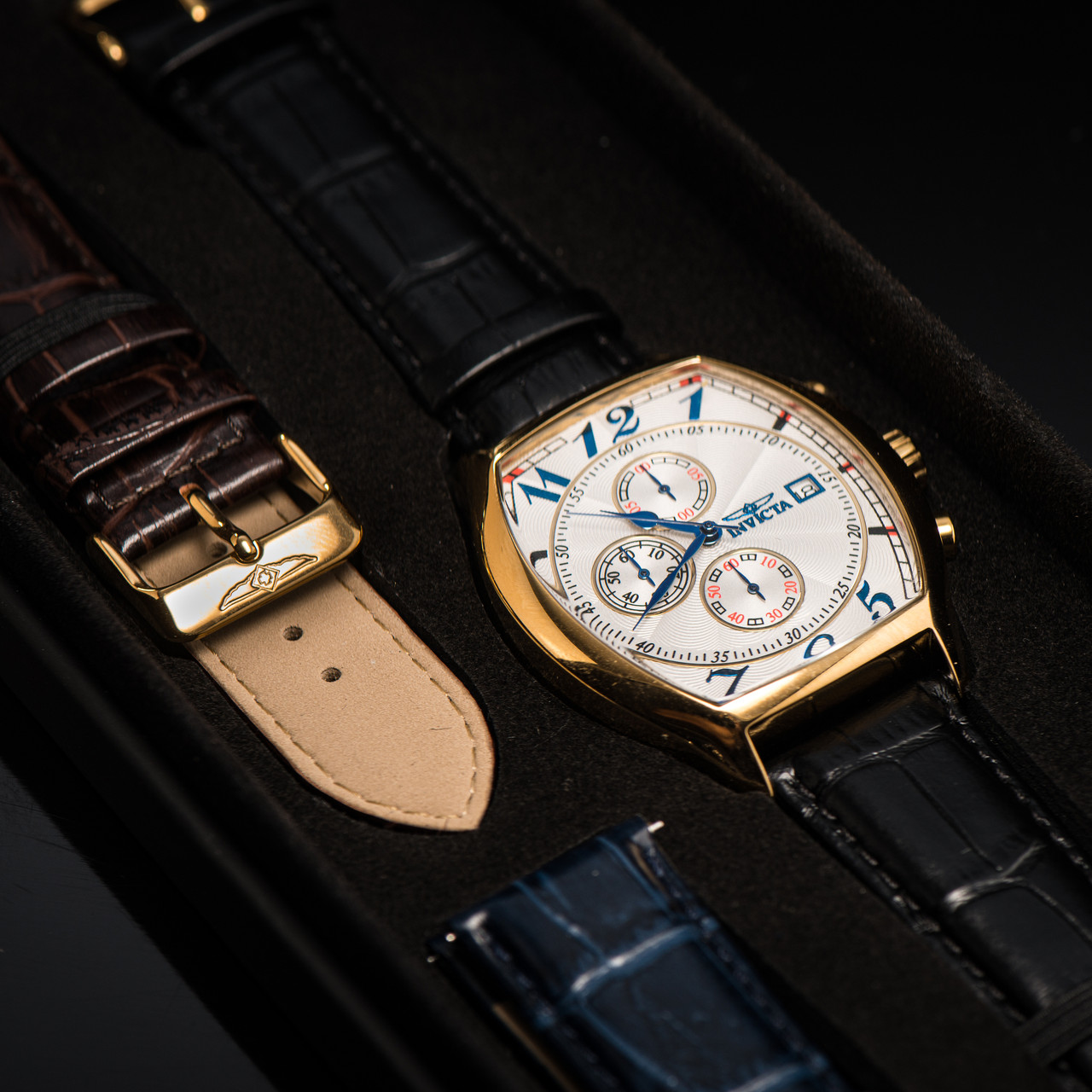 

Швейцарские классические мужские наручные часы Инвикта Invicta Specialty 14330
