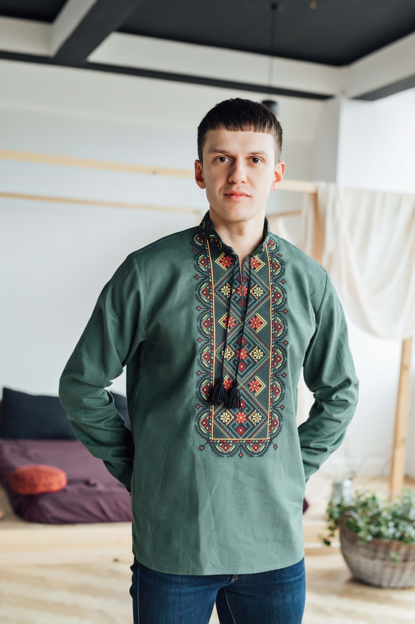 

Вышиванка льняная Piccolo L MOTYV by Рушнычок с длинными рукавами  Зеленая, Вышиванка льняная Piccolo L MOTYV by Рушнычок с длинными рукавами 5XL Зеленая