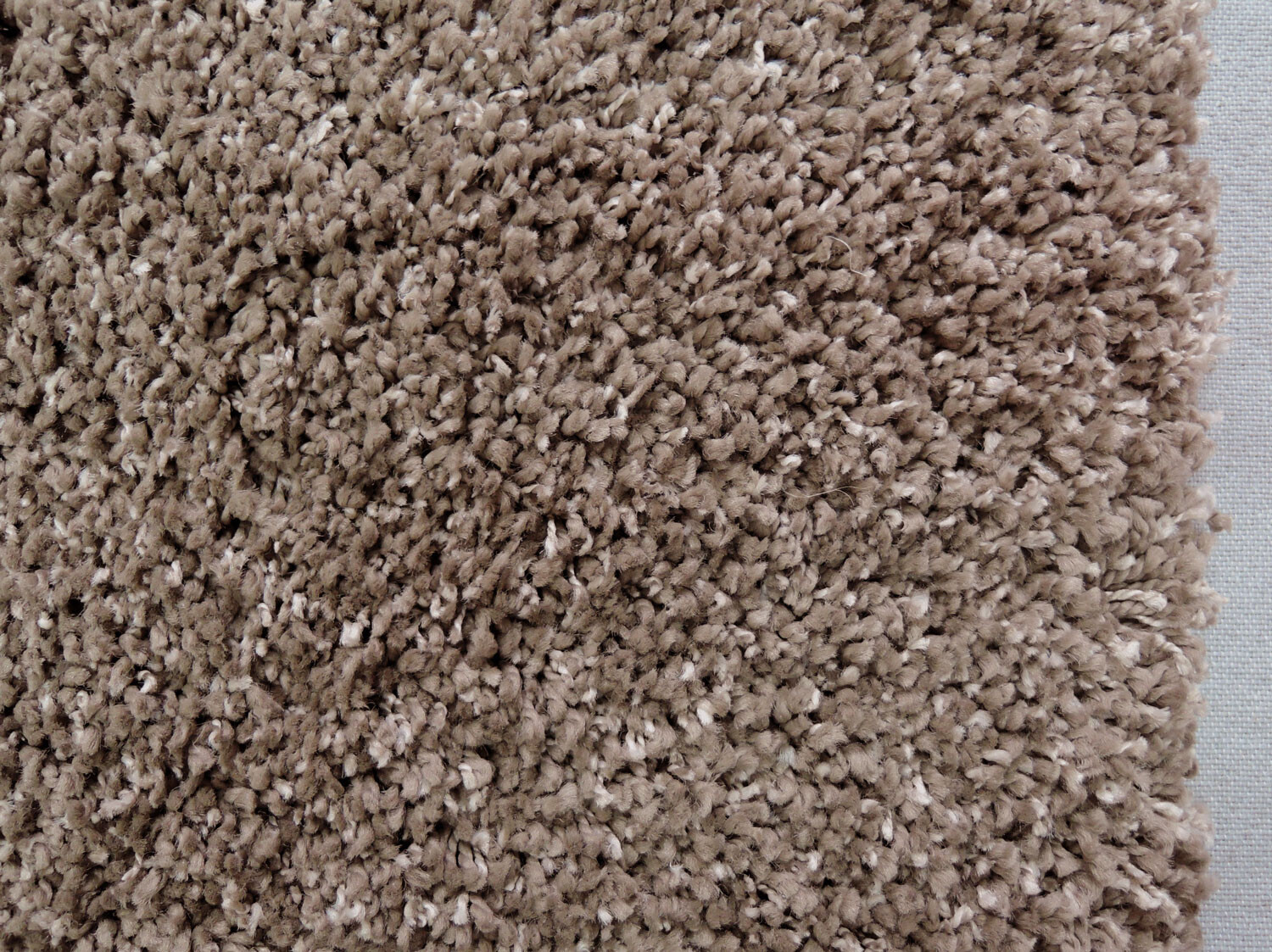 

Ковер с высоким ворсом Himalaya 8206A milky-brown овал 1.00x1.50