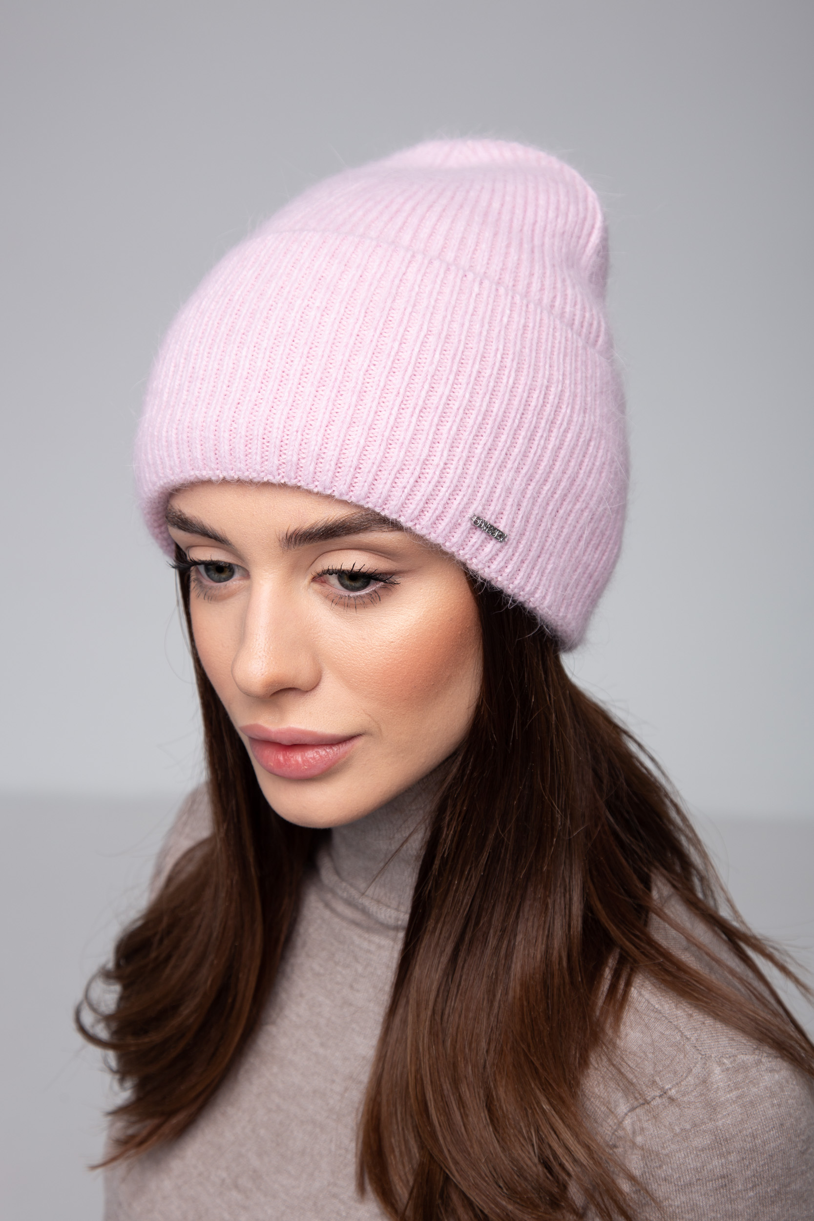 

Шапка FAMO SHP-47499 Роуз  (SHP-47499, Шапка FAMO SHP-47499 Роуз One size (SHP-47499)