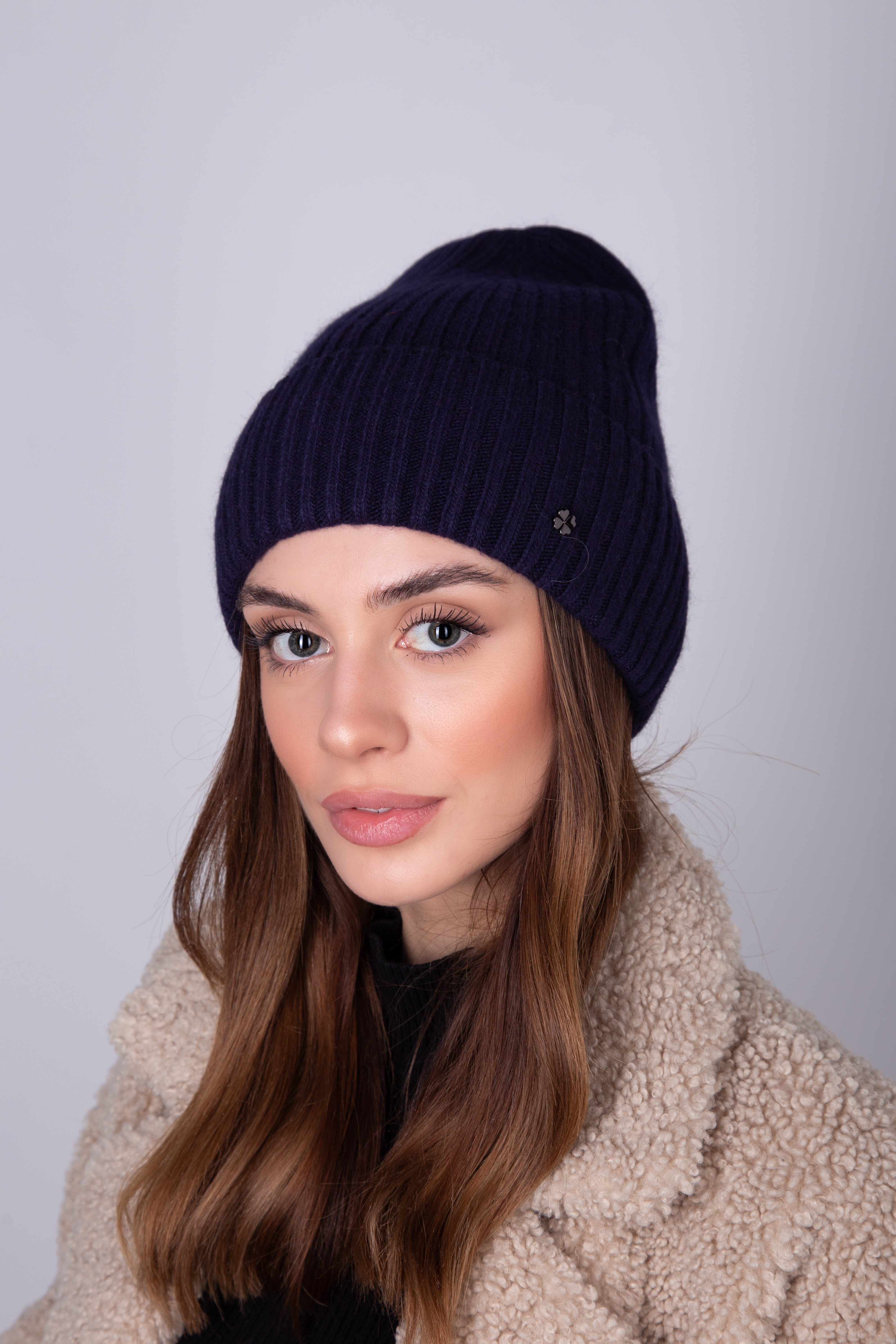 

Шапка FAMO SHP-47688 Индиго  (SHP-47688, Шапка FAMO SHP-47688 Индиго One size (SHP-47688)