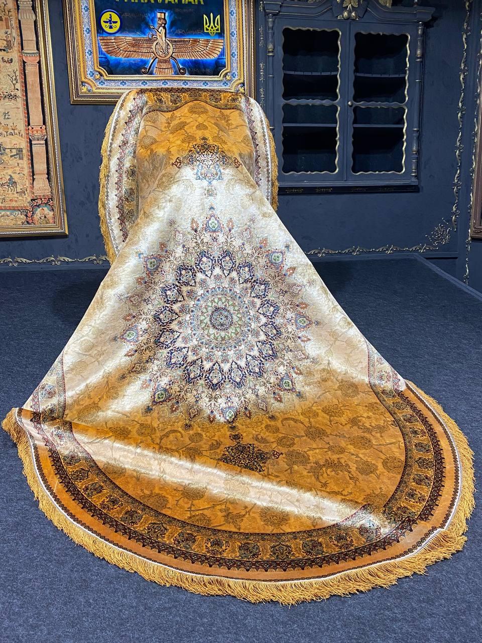 

Ковер Faravahar Silk 150х230 см Золотистый с бордовым (D-1081)