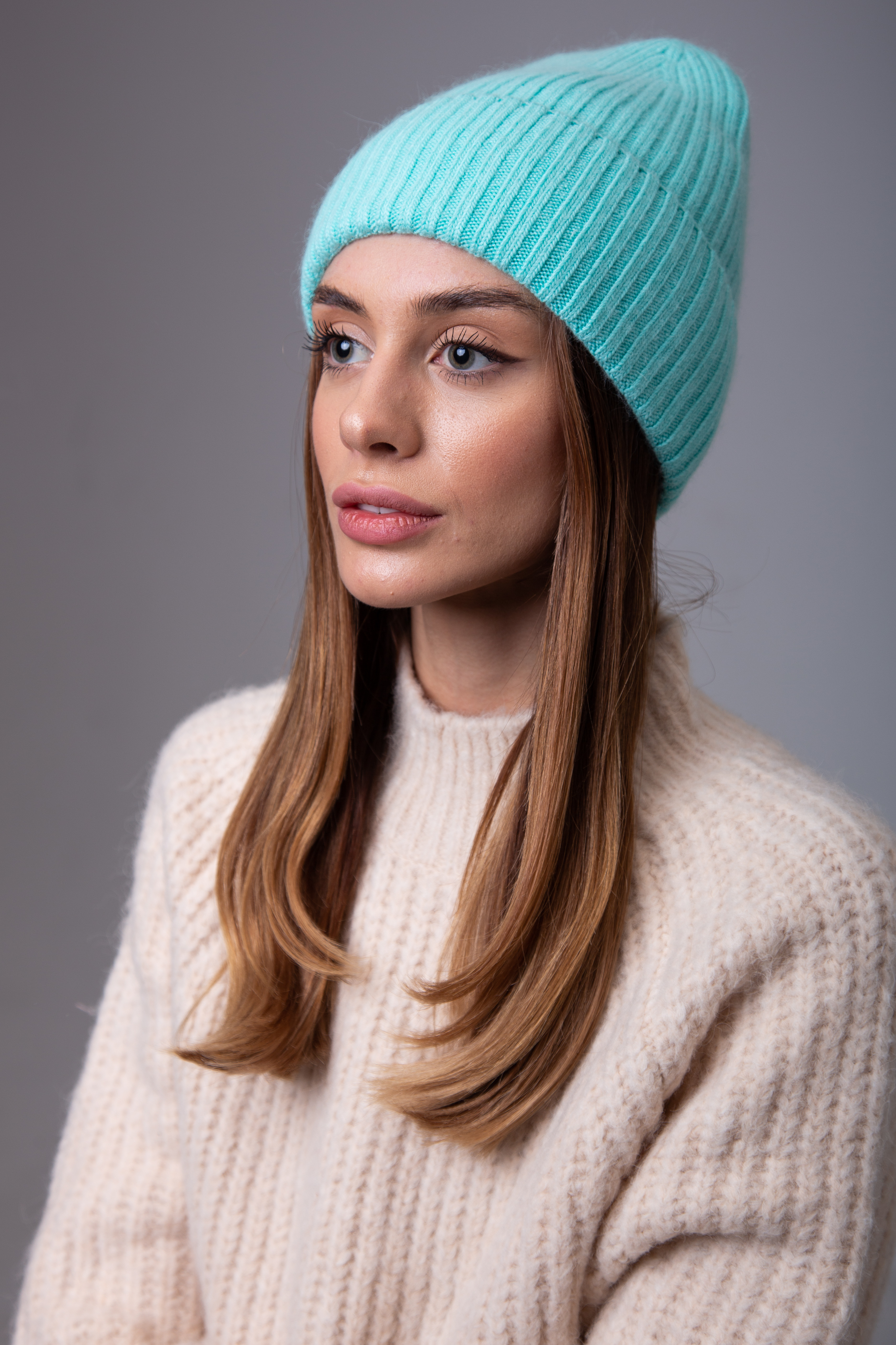 

Шапка FAMO SHP-47573 Небесный  (SHP-47573, Шапка FAMO SHP-47573 Небесный One size (SHP-47573)