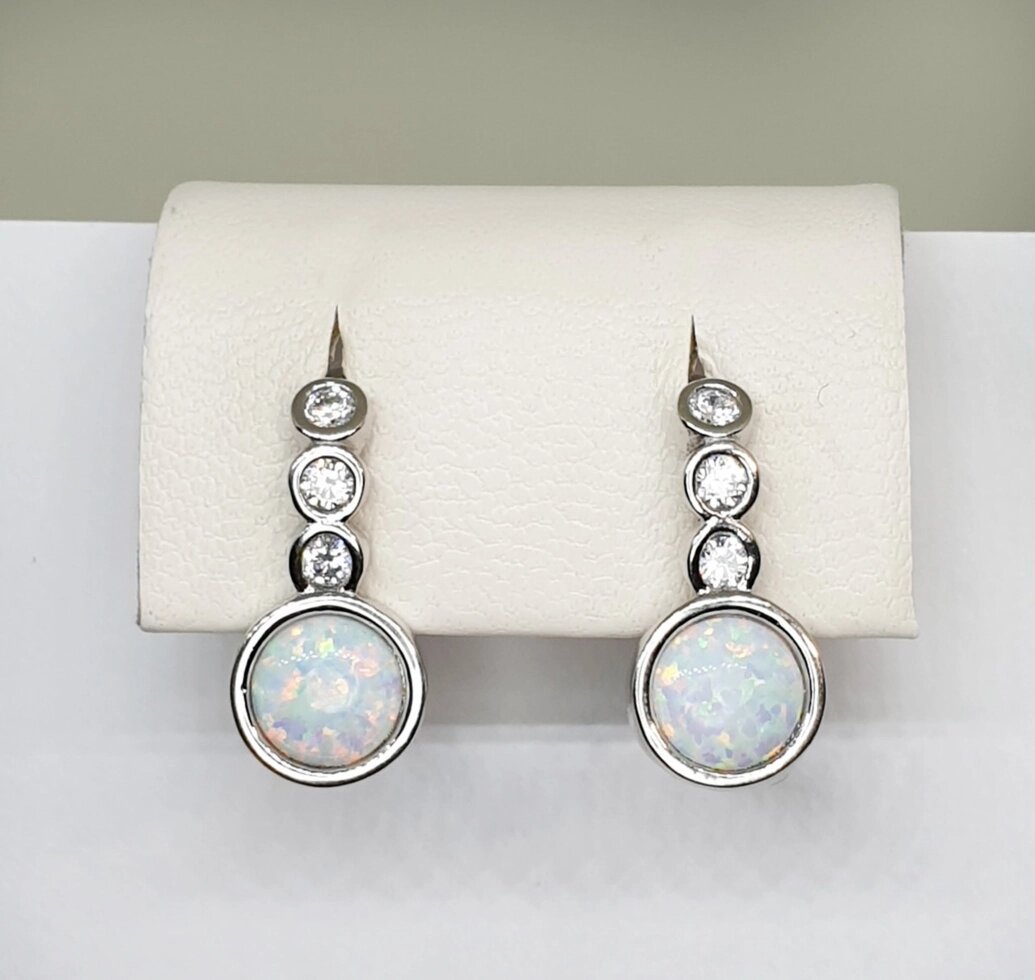 

Сережки серебряные с белым опалом и куб. цирконием 3,1 г