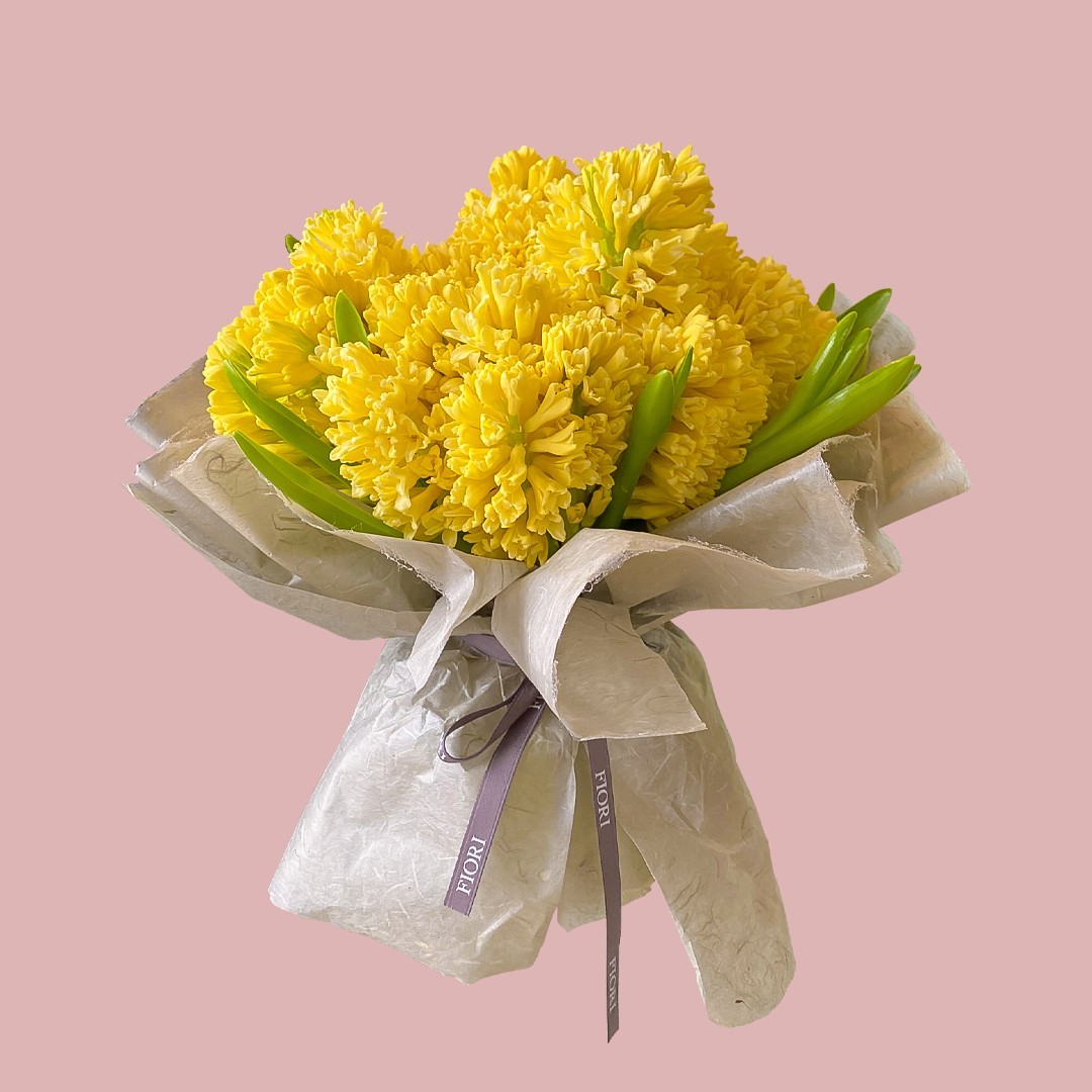 

Букет из свежих цветов Sunny FIORI