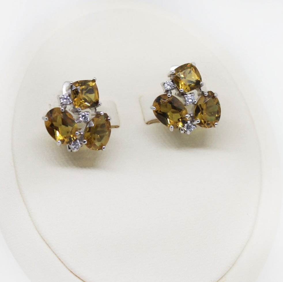 

Сережки серебряные с султанитом 5,77 г