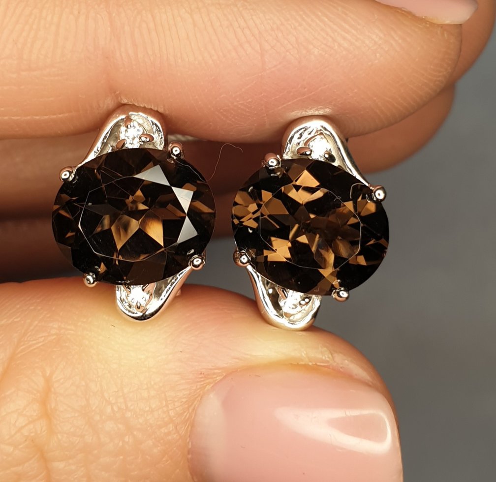 

Сережки серебряные с раухтопазом и кубическим цирконием 8,35 г