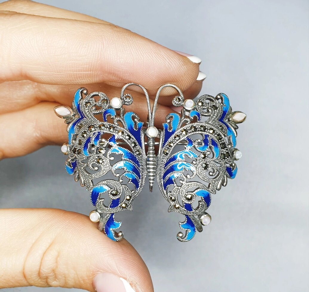 

Серебряная брошка-подвеска с ювелирной эмалью 14,01 г