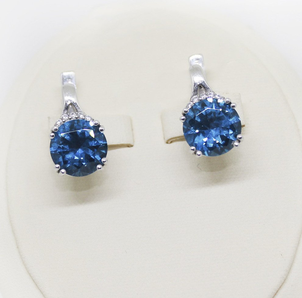 

Сережки серебряные с кварцем London blue "Инжир" 5,85 г