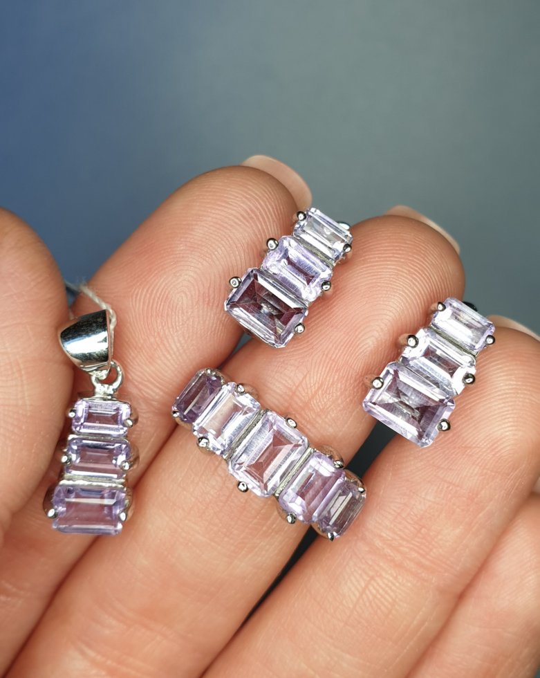 

Сережки серебряные с аметистом 5,62 г