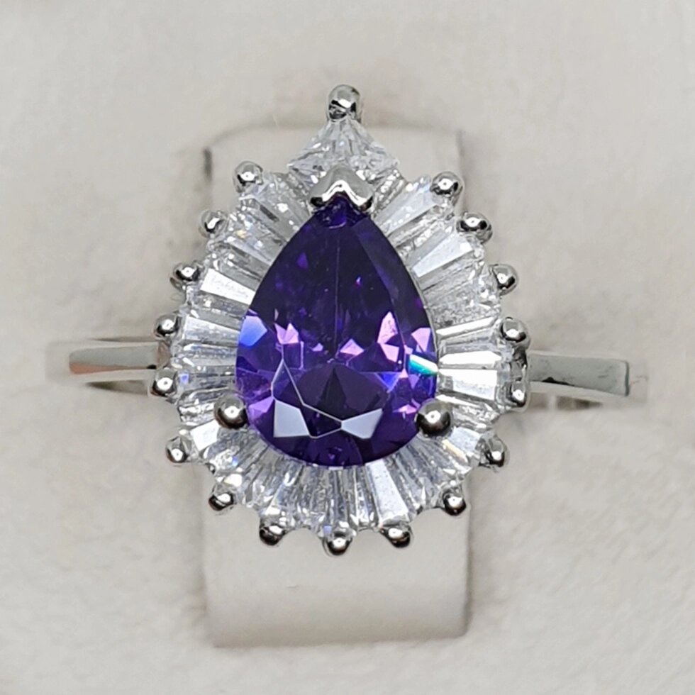 

Кольцо серебряное с аметистом 17,5 3,52 г