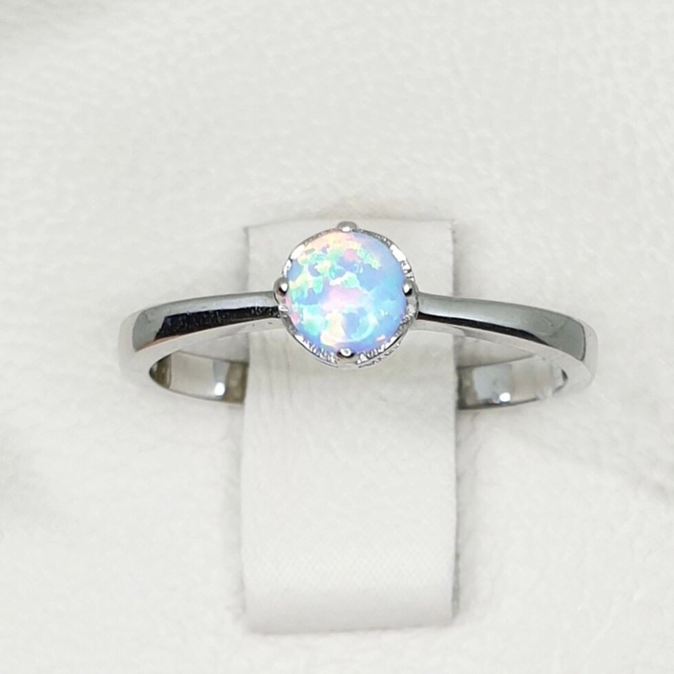 

Кольцо серебряное с опалом 17 1,54 г