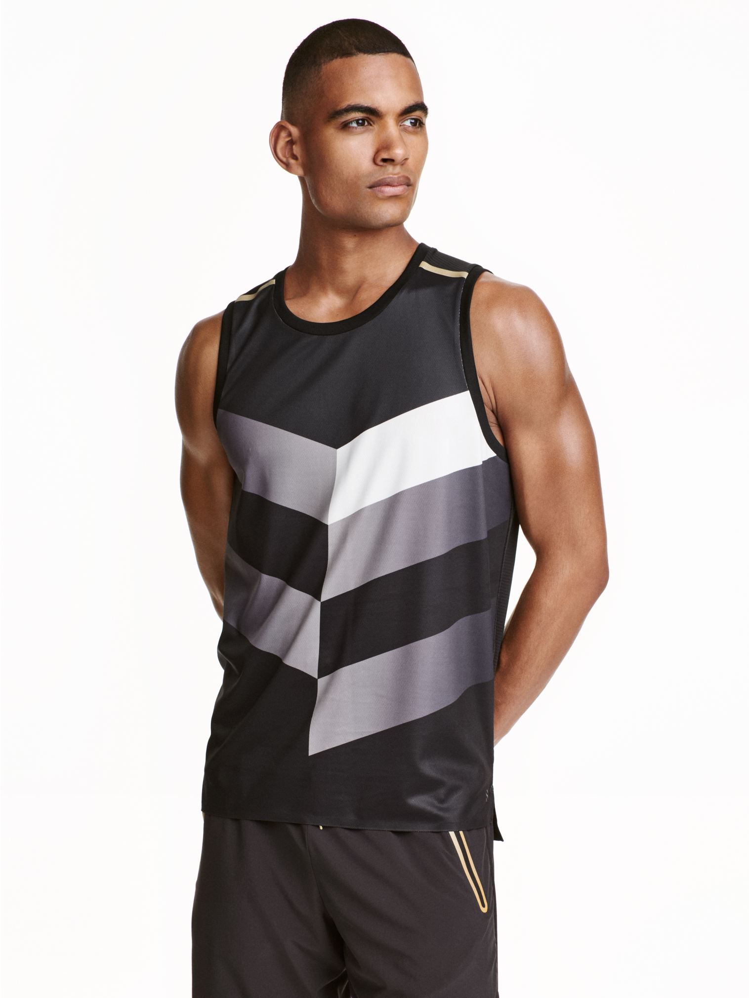 

Майка H&M 0390275  Черная, Майка H&M 0390275 S Черная