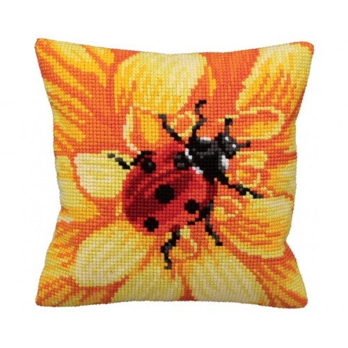 

Подушка для вышивания крестом Collection D'Art 5131 "Yellow Joy"