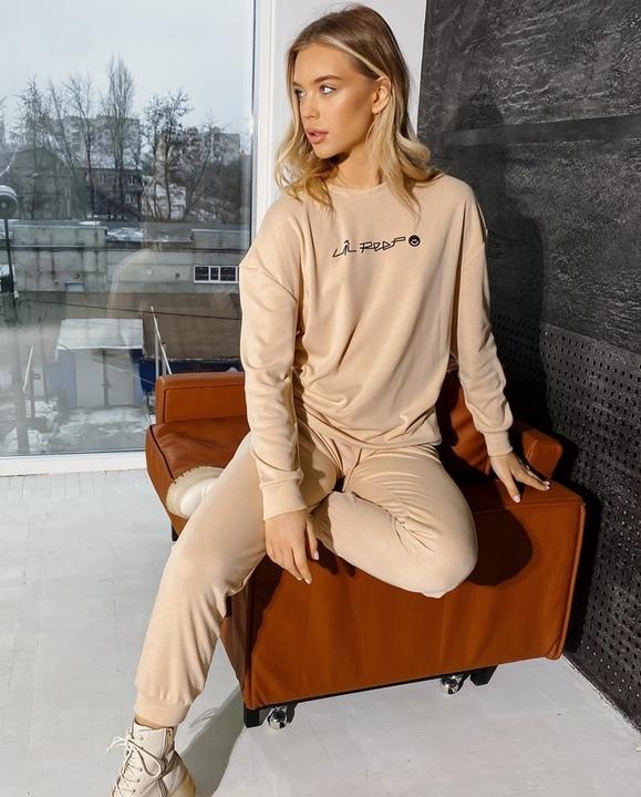 

Спортивный костюм G&M k-76116 - Размер цвет бежевый, Спортивный костюм G&M k-76116 42-44 Размер цвет бежевый