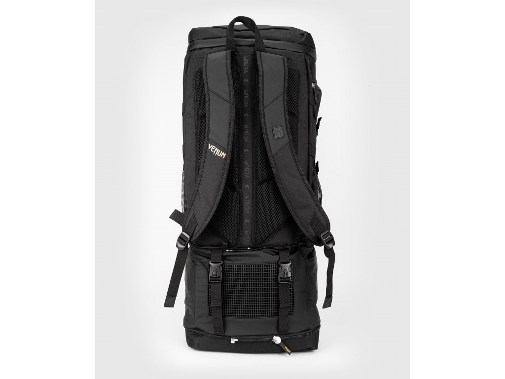 

Рюкзак трансформируемый VENUM Challenger Xtrem Evo Backpack универсальный черный/золотой (4896)