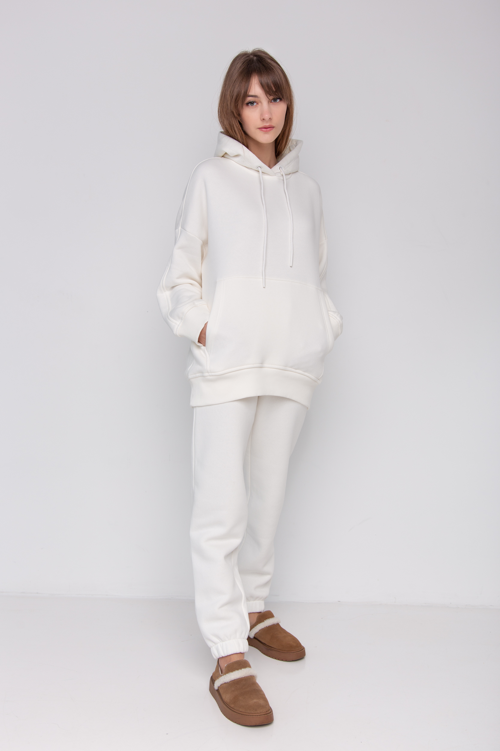 

Костюм Favorite Style KT-F680 Молочный   (KT-F680, Костюм Favorite Style KT-F680 Молочный S S (KT-F680)