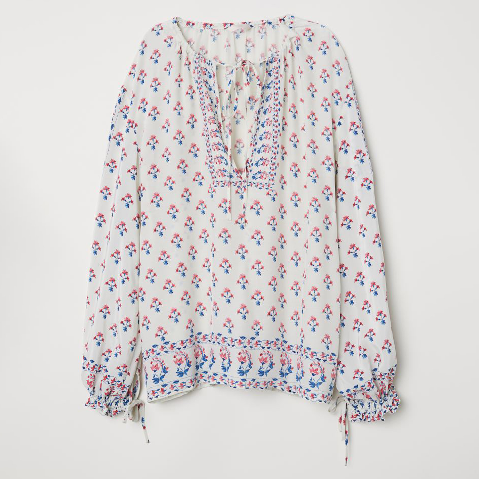 

Блузка H&M 060635579  Белая с синим и красным, Блузка H&M 060635579 32 Белая с синим и красным