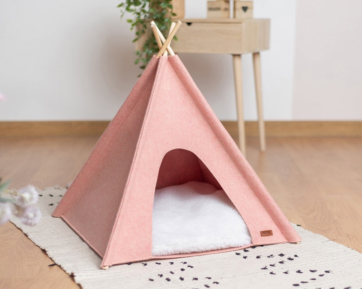 

Вигвам для собак и кошек MYRR Fluffy 48х48х50 см Розовый