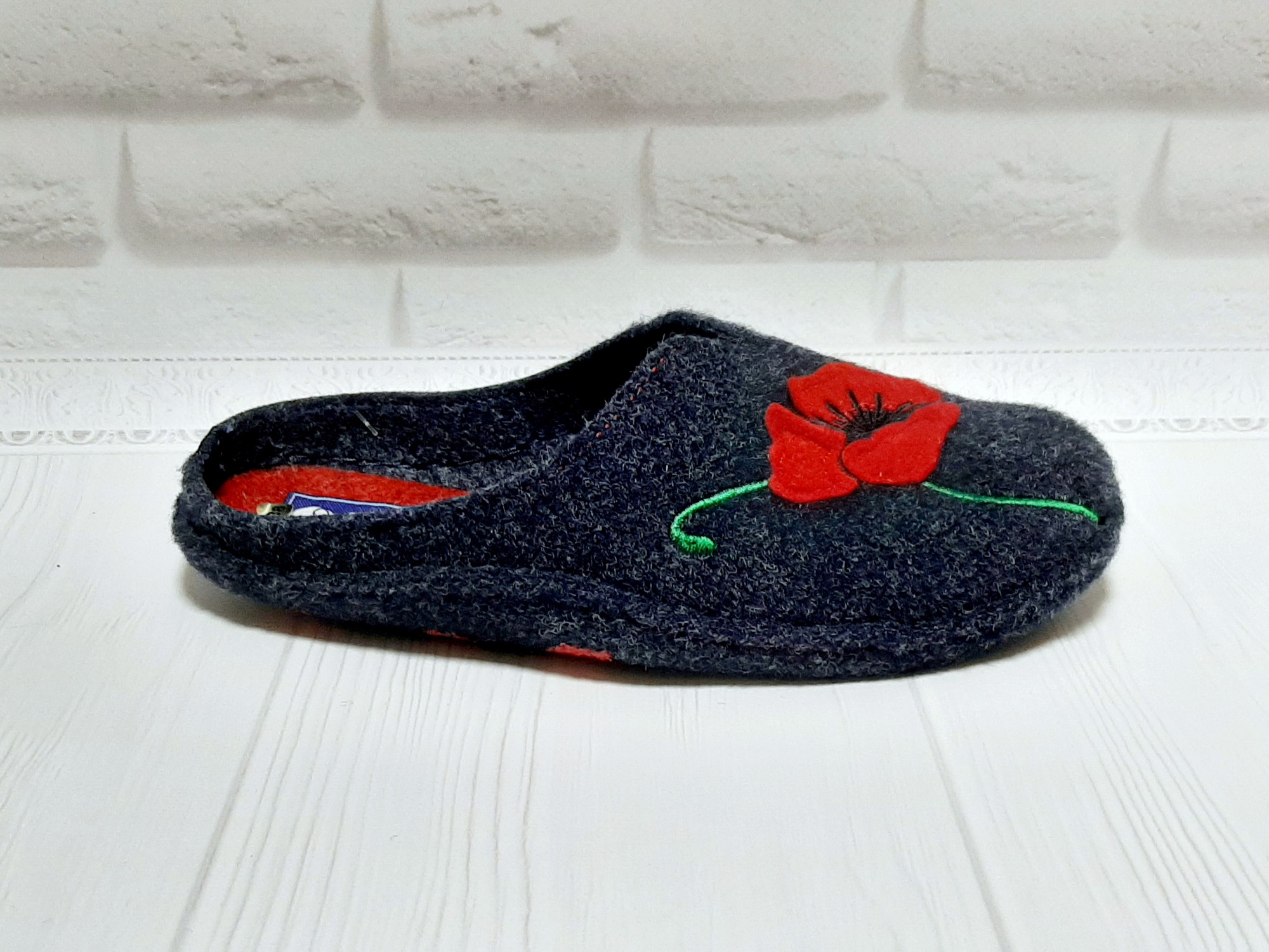 

Женские домашние тапки Inblu P2-3F 39 р стелька 25 см