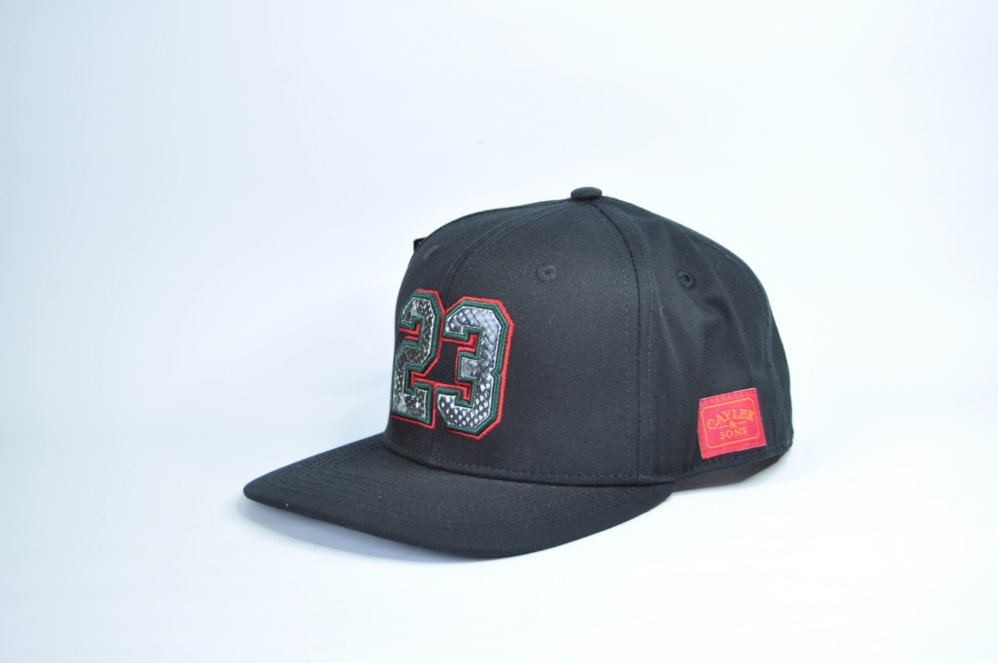 

Чоловіча бейсболка snapback SM103