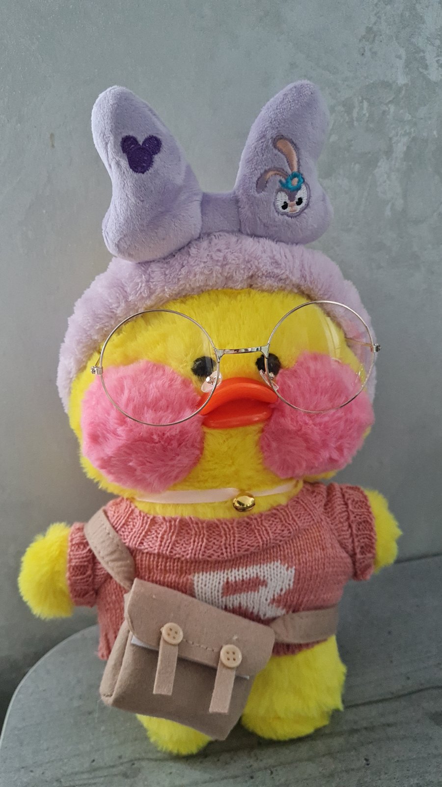 

Мягкая игрушка Плюшевая Лалафанфан Уточка Lalafanfan Duck в одежде 30 см желтый фиолет