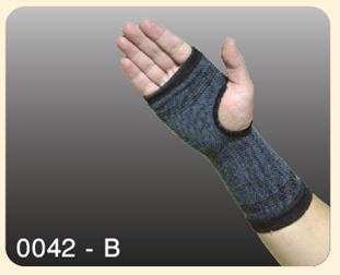 

Бандаж на лучезапястный сустав эластичный Miracle модель 0042B р. M, черный
