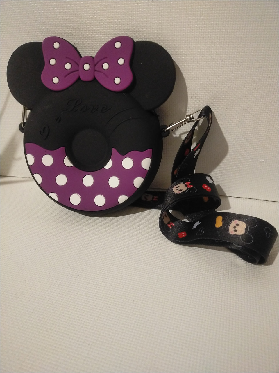 

Милая детская силиконовая сумочка в стиле минни маус с ремешком Фиолетовая