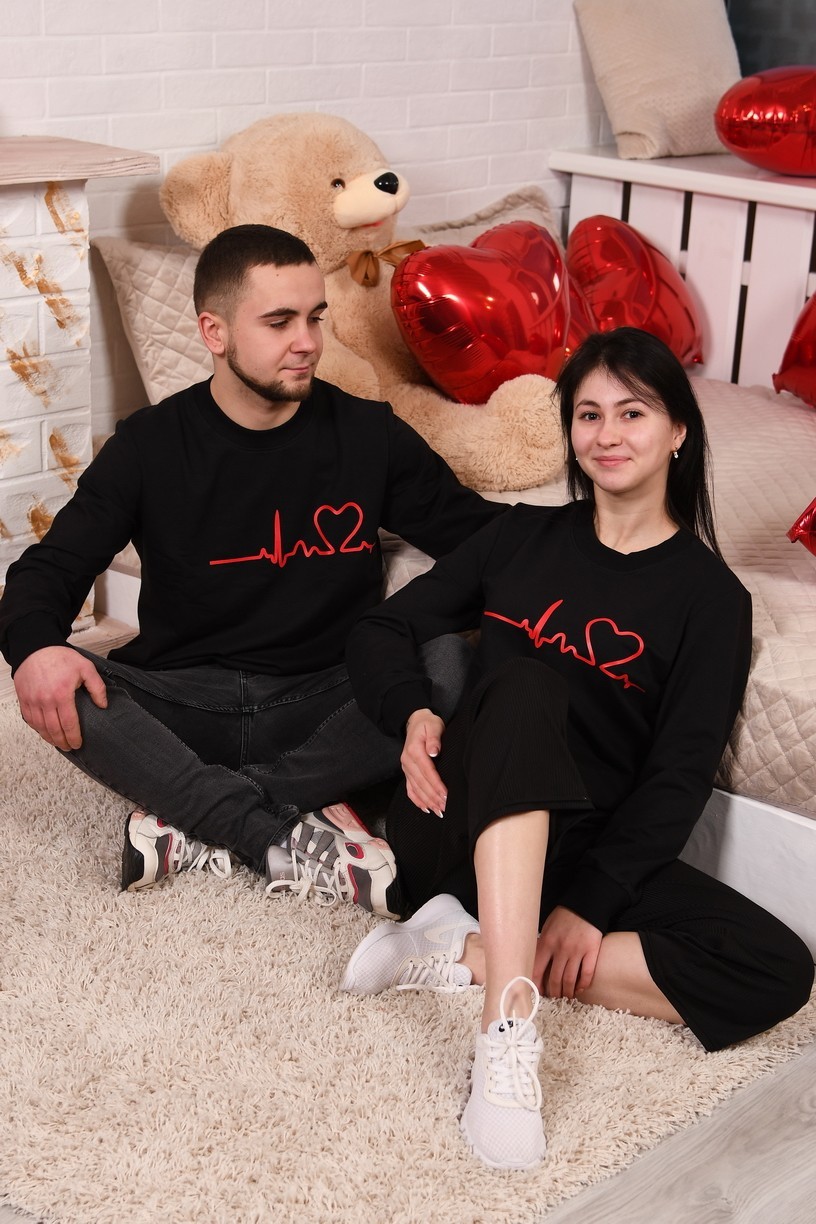 

Свитшот женский черный с принтом сердце в размере, Свитшот женский черный с принтом сердце в размере L