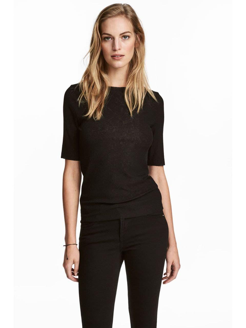 

Футболка жіноча H&M L / чорна (2126, Футболка жіноча H&M L 48/50 чорна (2126)