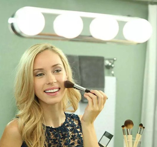 

Светодиодная подсветка для зеркала Studio Glow Make-Up Lighting, Серебристый(1289)