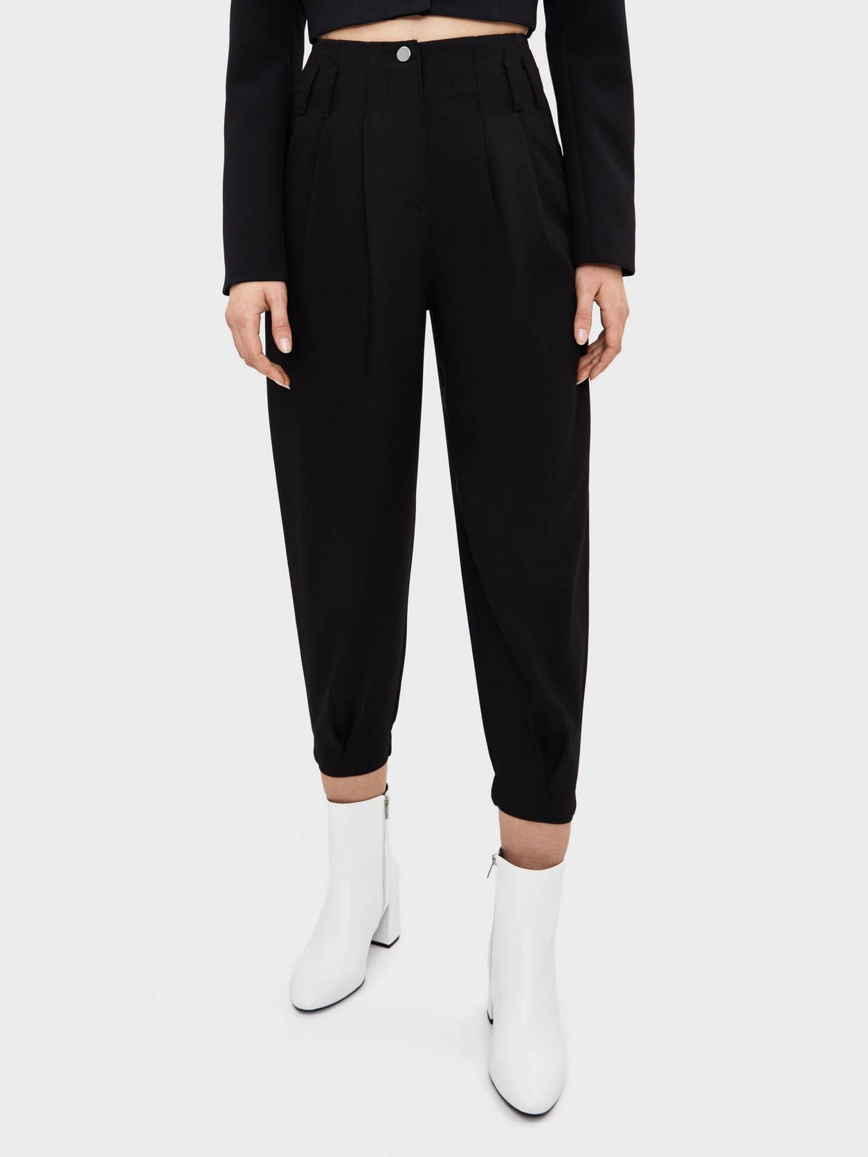 

Брюки Bershka XAZ218458XHKJ  Черные, Брюки Bershka XAZ218458XHKJ 32 Черные