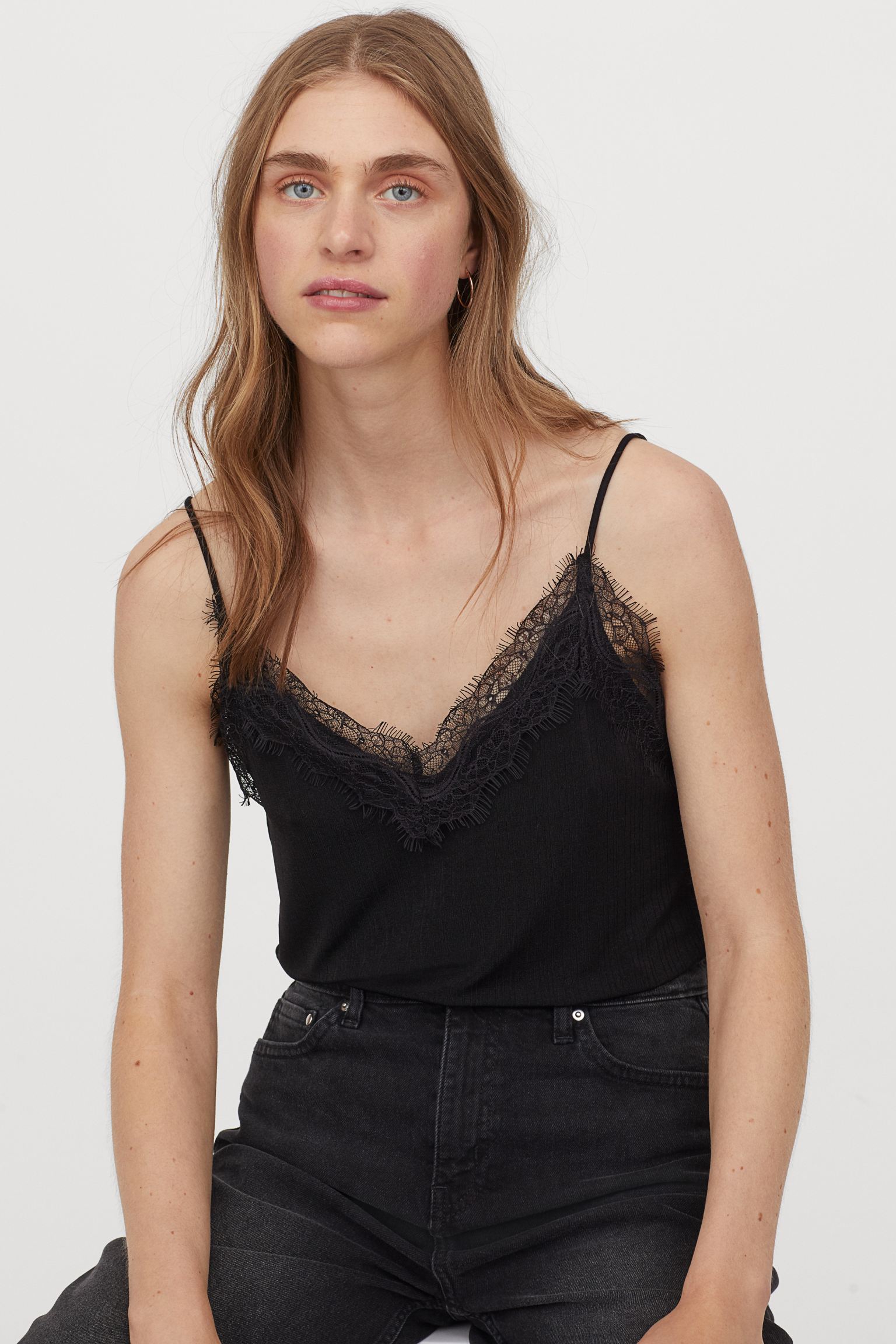 

Майка H&M M черный 21127954402