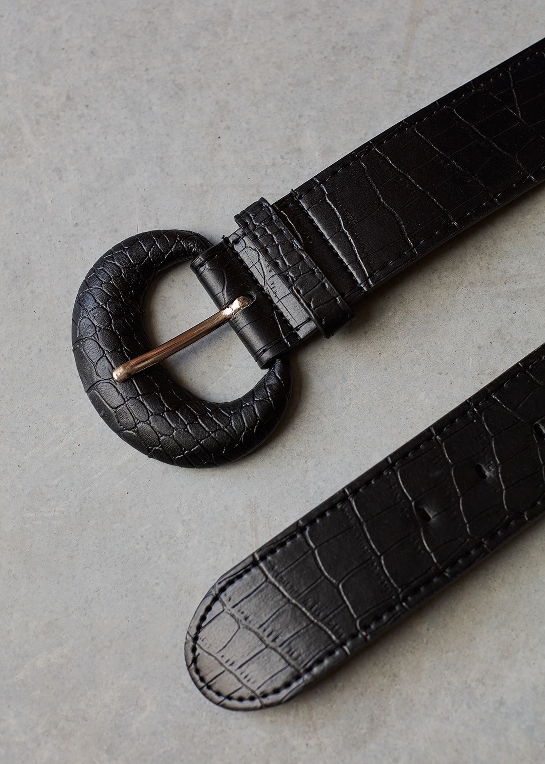 

Ремень с объемной пряжкой IPEKYOL черный IW6200053015