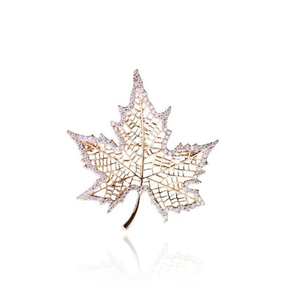 

Брошь унисекс BROCHE бижутерия с кристаллами Кленовый Лист золотистая BRBF112319
