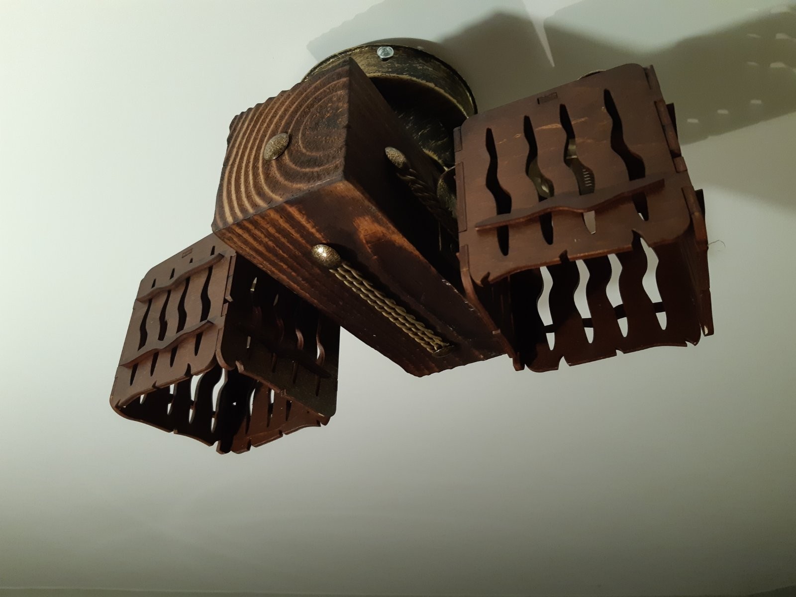 

Люстра деревянная Mr.Grizzly - style сундук -163812 потолочный